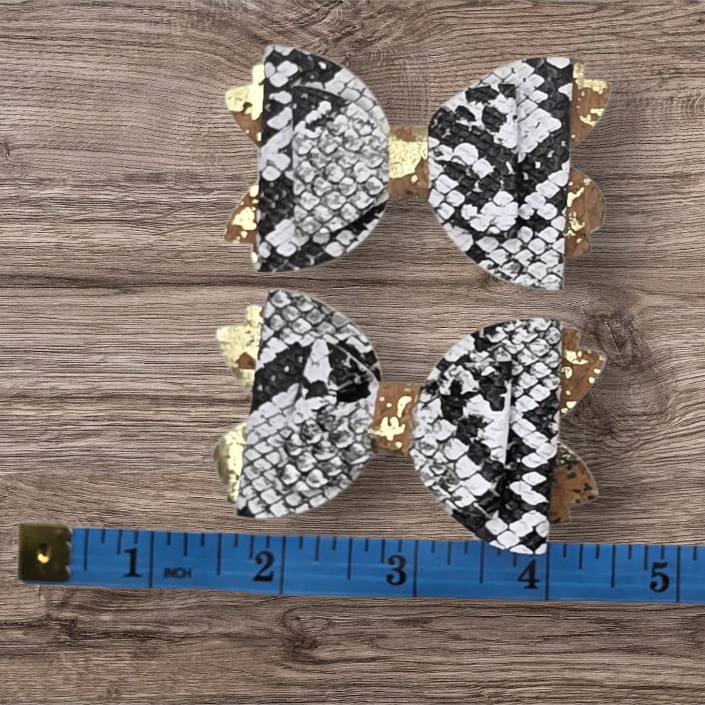 Scalloped Baby Bow Alligator Hair Clip Piggies