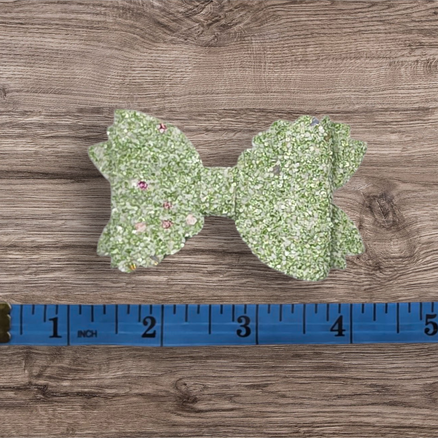 Scalloped Baby Bow Alligator Hair Clip
