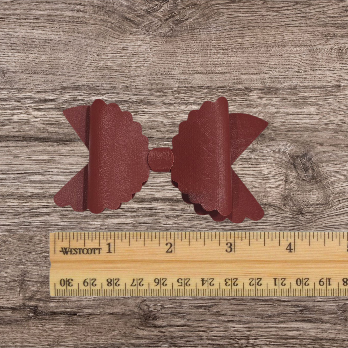 Scalloped Baby Bow Alligator Hair Clip