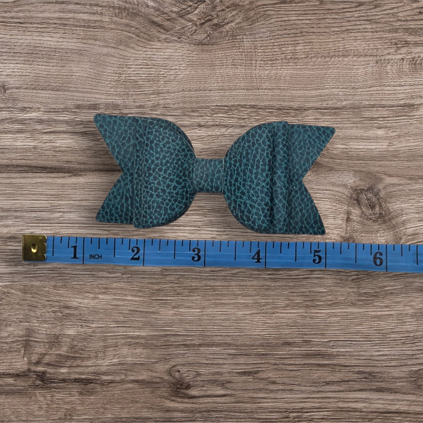 Medium Baby Bow Alligator Hair Clip