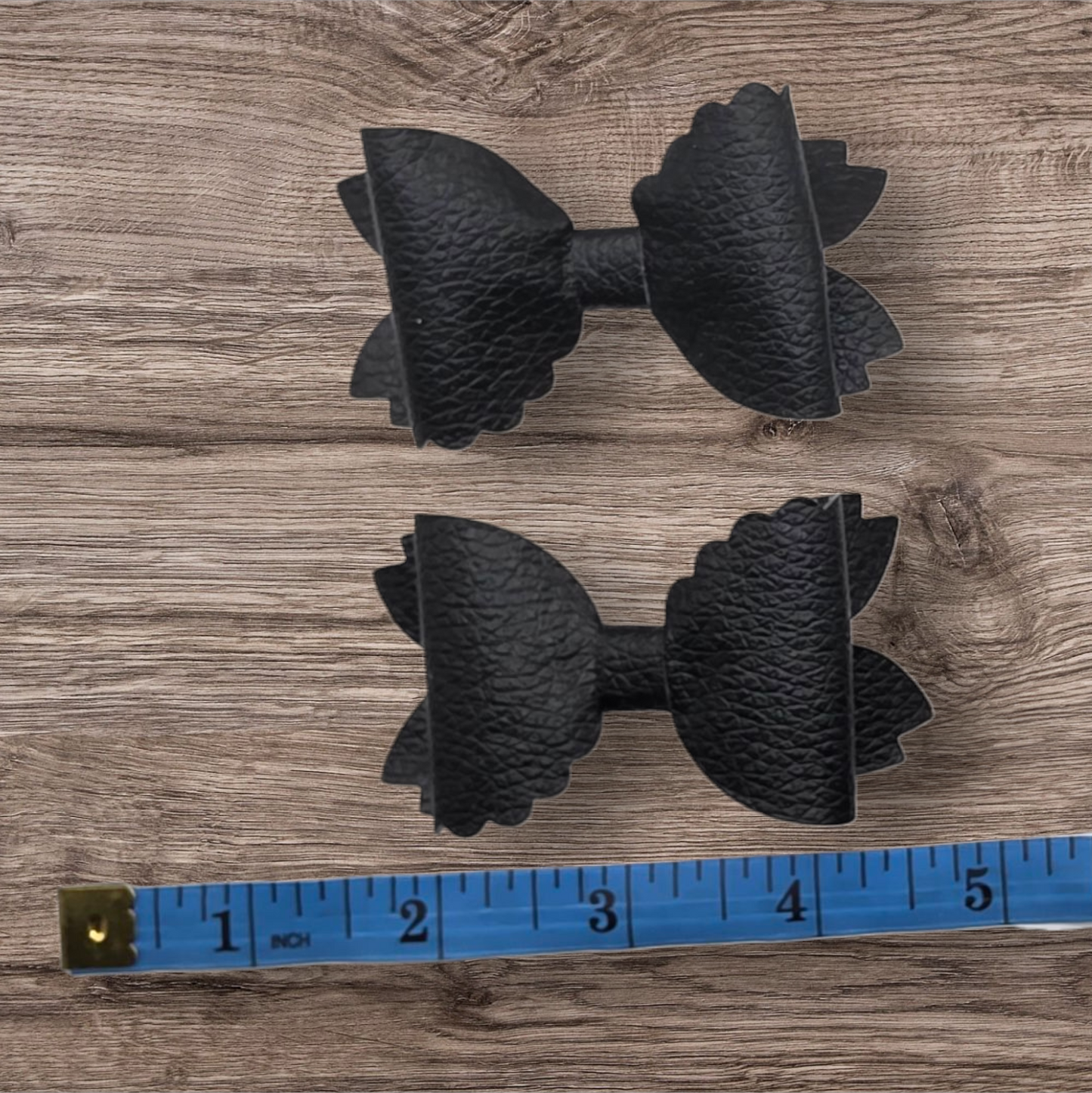 Scalloped Baby Bow Alligator Hair Clip Piggies