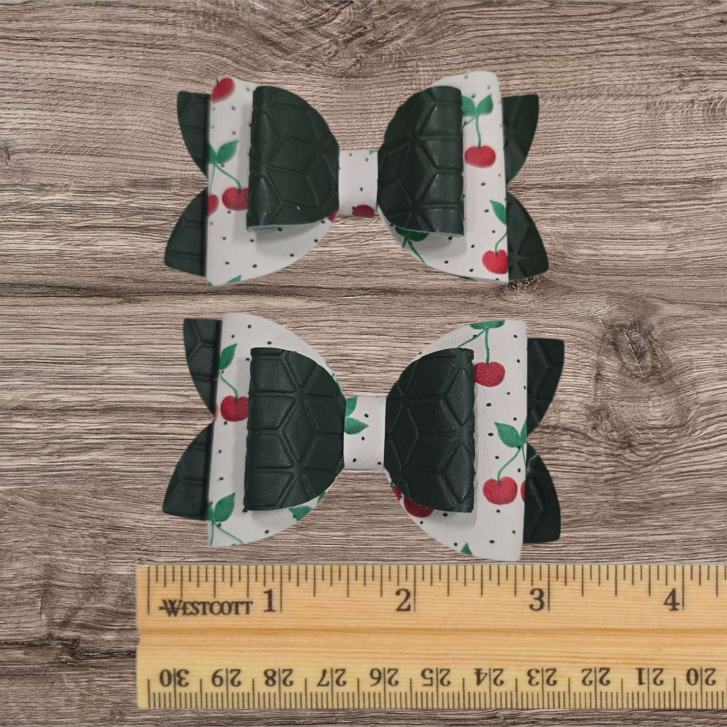 Small Baby Bow Alligator Hair Clip Piggies