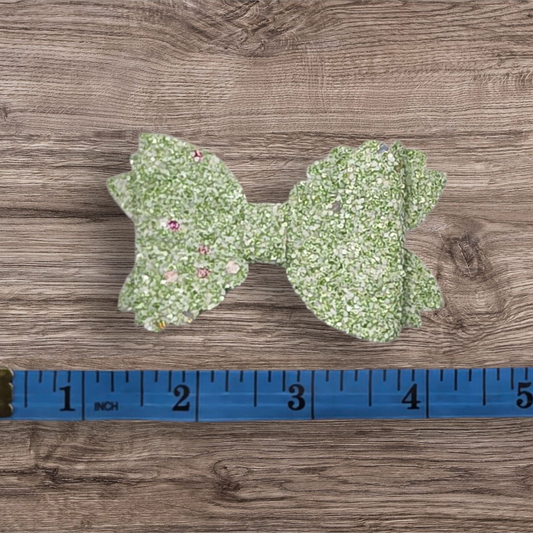Scalloped Baby Bow Alligator Hair Clip